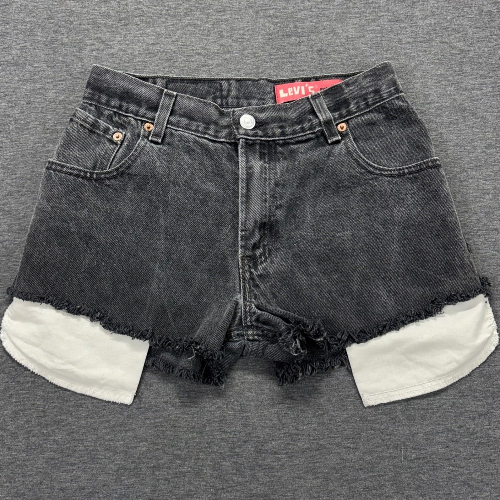 Levis Denim Shorts Womens 26 Cutoff Frayed Hem Distressed Black 550 Relaxed Fit